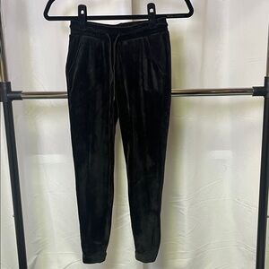 Suzette Collection Girls Velour Black Sweatpants size medium (8/10)